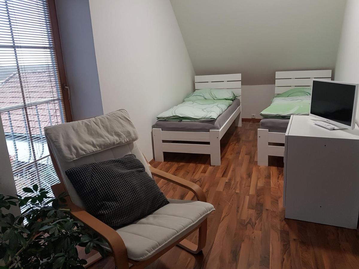 Apartman V Aleji Славков-у-Брна Экстерьер фото